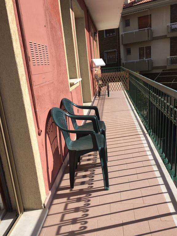Vacanze A Finale Ligure Δωμάτιο φωτογραφία