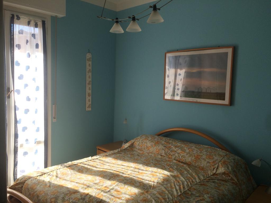 Vacanze A Finale Ligure Δωμάτιο φωτογραφία